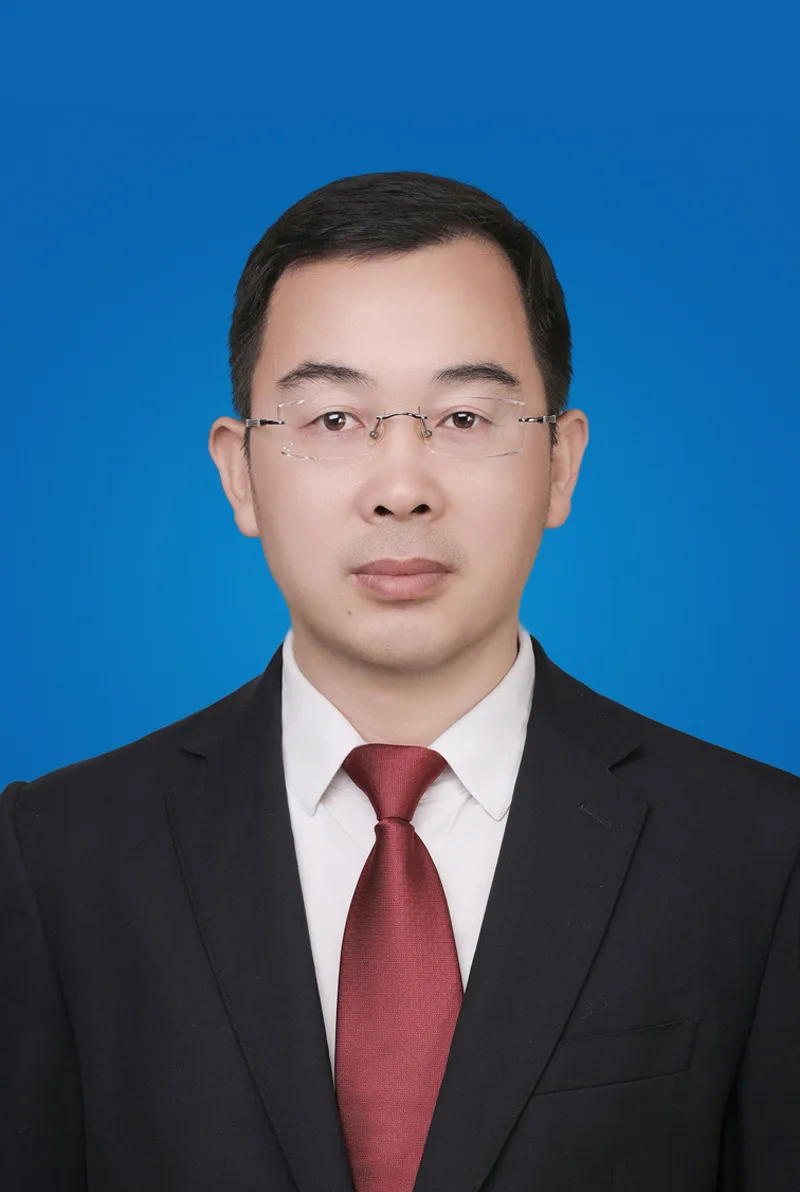 屈学冬律师